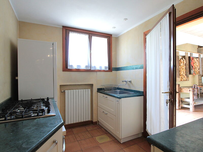 Accommodation:&nbsp;Country Apartment