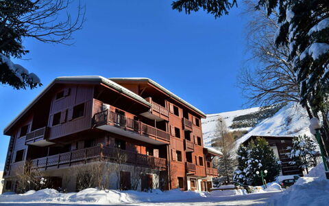 Alpina Lodge: House, Residential Area, Home, Human Settlement, Snow, Freezing, Winter, Cottage, Village, Mountain Village