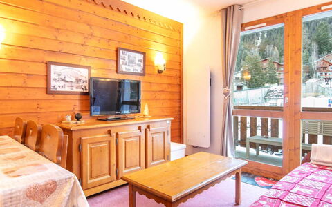 La Turra: Wood, Freezing, Snow, Wood Stain, Hardwood, Winter, Log Cabin, Cabinetry