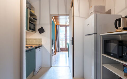 Morillon 639: Interior Design, Flooring, Wood, Floor, Ceiling, Kitchen, Lighting, Furniture, Room, Major Appliance