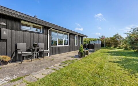 Erblin - 400M from the Sea: Estate, Shade, Driveway, Farmhouse