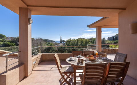 Villa Capicciola: Estate, Yard, Balcony, Villa
