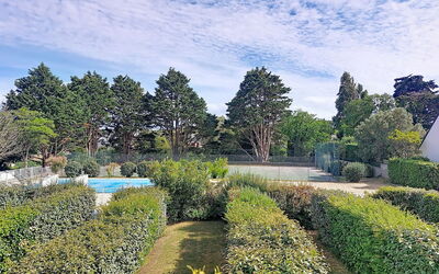 Quiberon 250: Nature, Leaf, Vegetation, Shrub, Garden, Landscape, Plant Community, Hedge, Groundcover, Woody Plant