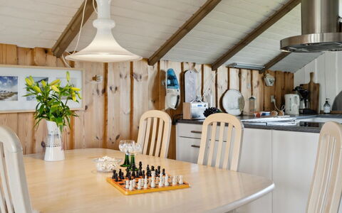 Bernadine - 400M from the Sea: Roof, House, Home, Cottage, Door, Siding, Deck, Porch, Plank, Hardwood
