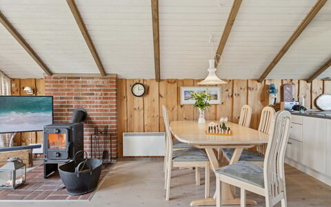 Bernadine - 400M from the Sea: Roof, House, Home, Cottage, Door, Siding, Deck, Porch, Plank, Hardwood