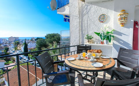 Florida: Apartment, Furniture, Balcony, Chair, Kitchen & Dining Room Table, Resort, Hotel, Penthouse Apartment, Coffee Table, Houseplant