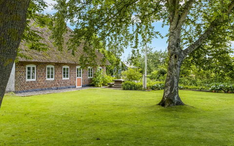Tuki - 10Km from the Sea: Blue, Shrub, Cottage, Groundcover, Garden, Estate, Shade, Landscaping, Farmhouse, Eco Hotel
