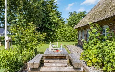 Tuki - 10Km from the Sea: Blue, Shrub, Cottage, Groundcover, Garden, Estate, Shade, Landscaping, Farmhouse, Eco Hotel