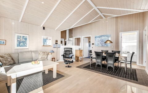 Asgard - 800M to the Fjord: Wood, Floor, Interior Design, Home, Flooring, Ceiling, Wood Flooring, Living Room, Hardwood