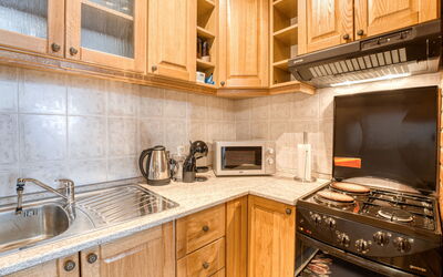 Accommodation:&nbsp;Maklen 102.1