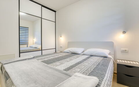Željko: Interior Design, Bed, Flooring, Furniture, Floor, Bedroom, Ceiling, Room, Lighting, Home