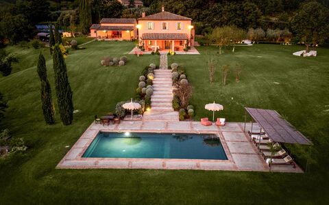 Casalberna: Estate, Garden, Swimming Pool, Lawn, Mansion, Landscaping, Villa, Park, Hacienda, Yard