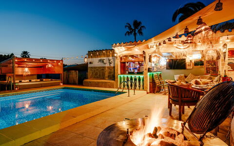 Villa Cristina: Resort, Leisure, Swimming Pool, Eco Hotel, Vacation, Hotel, Outdoor Furniture, Chair