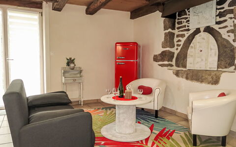 La Fée Margot: Furniture, Interior Design, Wall, Flooring, Floor, Wood, Chair, Table, Room, Living Room