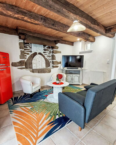 La Fée Margot: Swimming Pool, Resort, Apartment, Hotel, Mansion, Villa, Shade, Hacienda, Resort Town