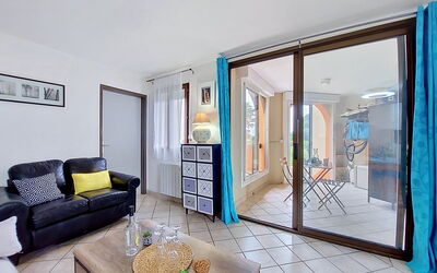 Accommodation:&nbsp;Dominica 972.1