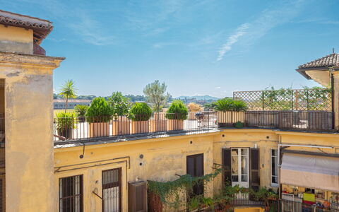 Luminosa Vittoria: Swimming Pool, Resort, Apartment, Hotel, Mansion, Villa, Shade, Hacienda, Resort Town