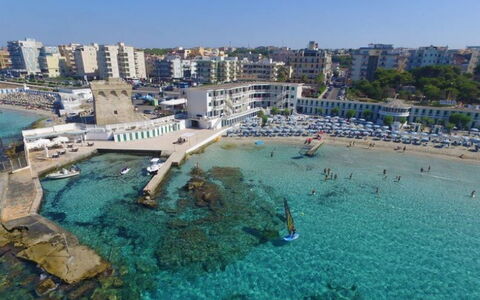 Sea View Apartment, Ac Gallipoli: Sea, Coastal And Oceanic Landforms, Coast, Beach, Shore, Resort, Condominium, Ocean, Watercraft, Boat