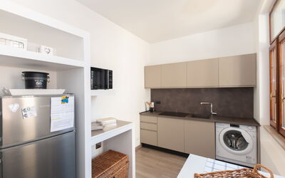 Accommodation:&nbsp;Bac 1 230.1