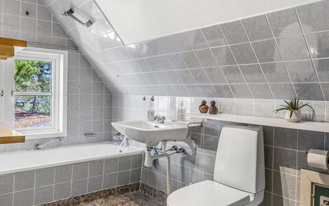 Ibbe - 3.5Km from the Sea: Flooring, Plumbing Fixture, Floor, Interior Design, Bathroom, Plumbing, Tile, Sink, Tap, Toilet