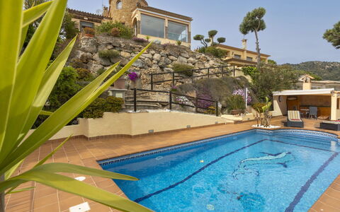 Luz del Mar: Swimming Pool, Resort, Eco Hotel, Estate, Villa, Hacienda, Water Feature, Hotel, Thermae, Outdoor Furniture