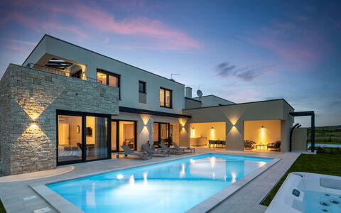 Stella: Home, Cottage, Estate, Shade, Garden, Backyard, Yard, Hacienda, Landscaping, Garden Buildings