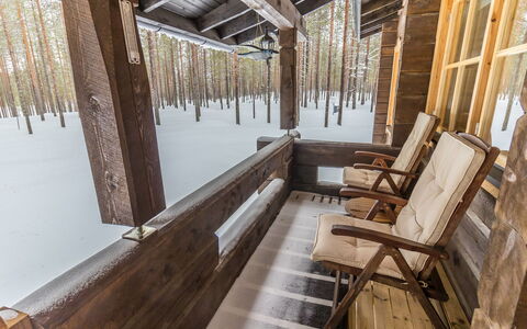 Juohde: Tree, Bank, House, Cottage, Lake, Pond, Forest, Log Cabin
