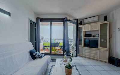 Accommodation:&nbsp;Sombrero 971.3
