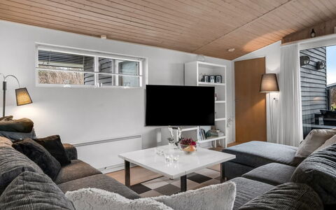 Birla - 900M from the Sea: Wood, Home, Porch, Deck, Hardwood, Roof, Wood Stain, Wood Flooring, Eco Hotel