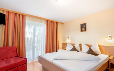 Accommodation:&nbsp;Rosa 905.3