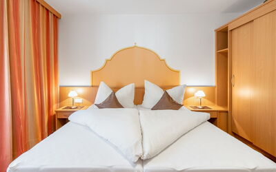Accommodation:&nbsp;Rosa 905.2