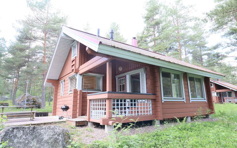 Puolukka 2: Wood, House, Cottage, Home, Roof, Siding, Rural Area, Log Cabin, Garden Buildings, Porch
