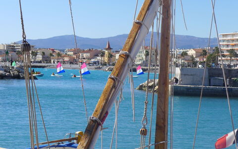Cagnes Provencal: Blue, Boat, Watercraft, Sea, Boats And Boating--Equipment And Supplies, Mast, Sailboat, Naval Architecture, Ocean