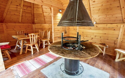 Jauli: Furniture, Interior Design, Flooring, Floor, Table, Ceiling, Kitchen & Dining Room Table, Lighting, Chair, Home