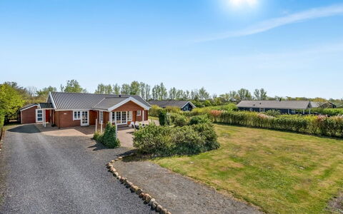 Gunwald - 1Km to the Fjord: Cottage, Shed, Hut, Farmhouse, Prairie, Shack, Barn, Log Cabin, Garden Buildings