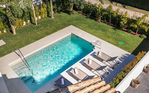 Bonita: Apartment, Condominium, Residential Area, Hotel, Shade, Balcony, Swimming Pool, Resort Town
