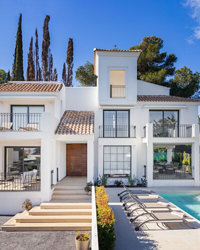 Bonita: Apartment, Condominium, Residential Area, Hotel, Shade, Balcony, Swimming Pool, Resort Town