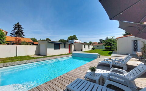 Jaffe: Swimming Pool, Shade, Villa, Hotel, Hacienda, Resort