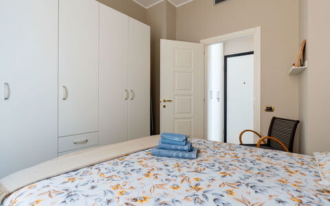 Sanremo Zampilli e Mare: Furniture, Interior Design, Bedroom, Bed, Floor, Wood, Flooring, Room, Bed Sheet, Bedding
