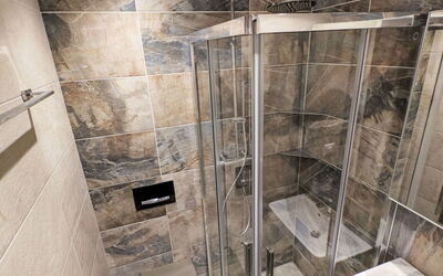 Accommodation:&nbsp;Cristal 649.3