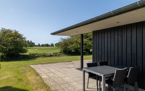 Erlinda - 600M from the Sea: Estate, Shade, Driveway, Farmhouse