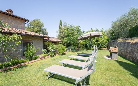 Gaiole in Chianti 915: Furniture, Outdoor Furniture, Shrub, Garden, Sunlounger, Chair, Shade, Outdoor Table, Backyard, Lawn