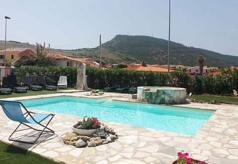 Residenza Agnese Sardegna: Swimming Pool, Resort, Outdoor Furniture, Leisure, Flagstone, Water Feature, Eco Hotel, Umbrella, Shade, Hacienda