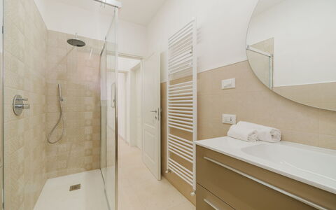 Appartamento Paola: Flooring, Interior Design, Floor, Bathroom, Plumbing Fixture, Bathroom Sink, Ceiling, Bathroom Cabinet, Sink, Tap
