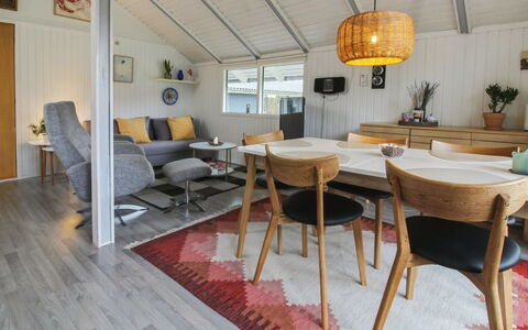 Rosalie - 29Km from the Sea: Estate, Shade, Driveway, Farmhouse