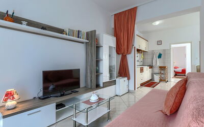 Accommodation:&nbsp;Jenny 128.2