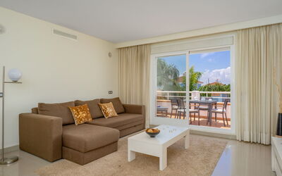 Accommodation:&nbsp;Cortijo del Mar 647.16