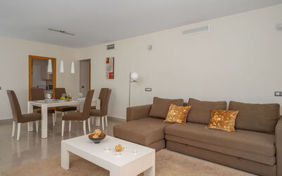 Accommodation:&nbsp;Cortijo del Mar 647.16