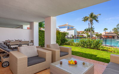 Accommodation:&nbsp;Cortijo del Mar Gardens 647.15