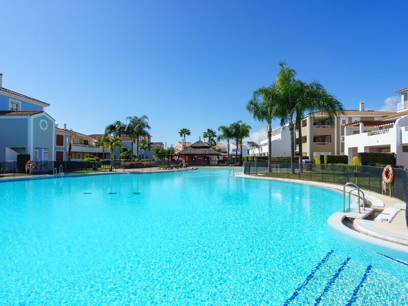Accommodation:&nbsp;Cortijo del Mar 647.23